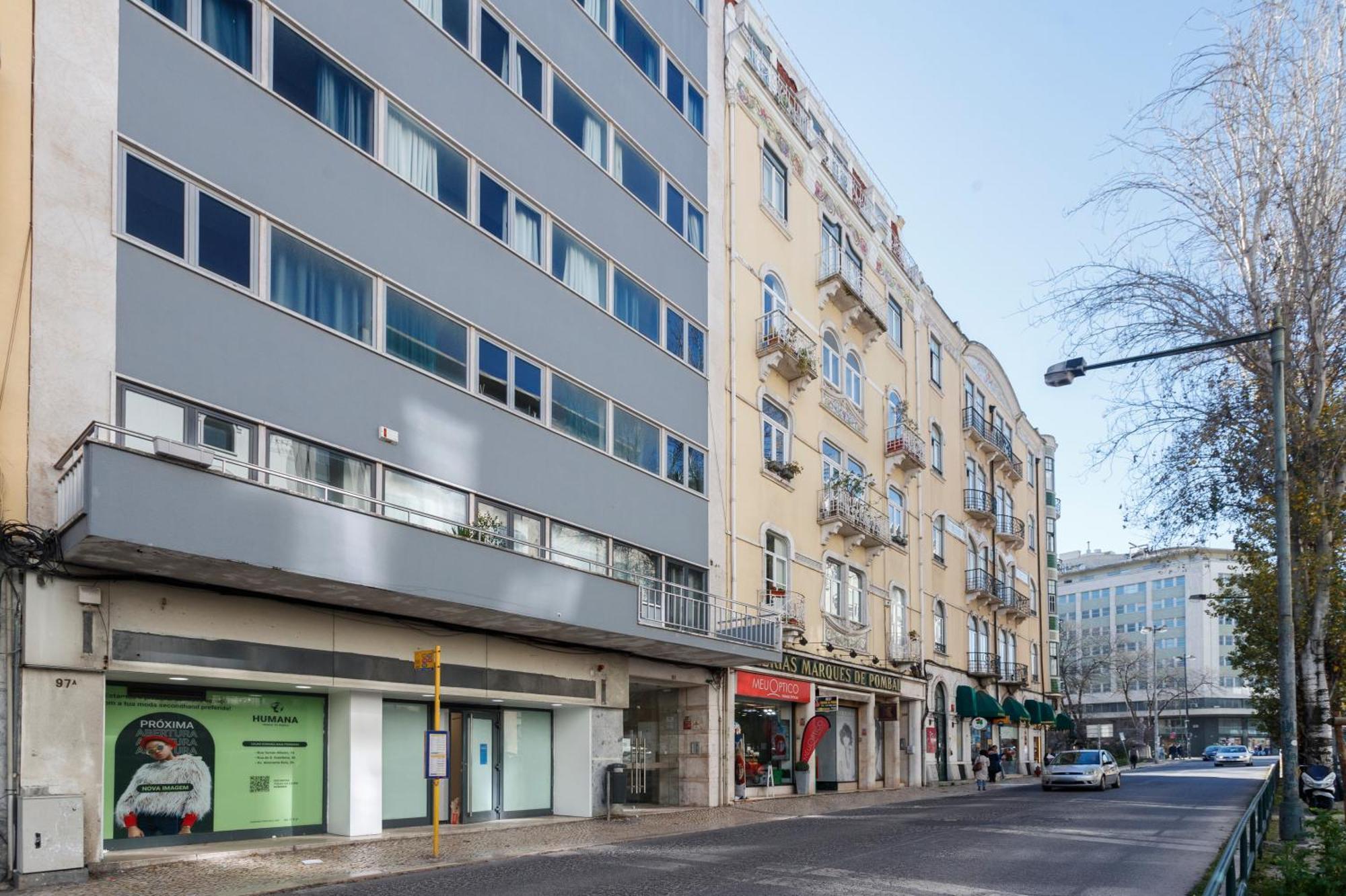 Pop The Cork In Lisbon By Misha'S Place 5B Exteriör bild
