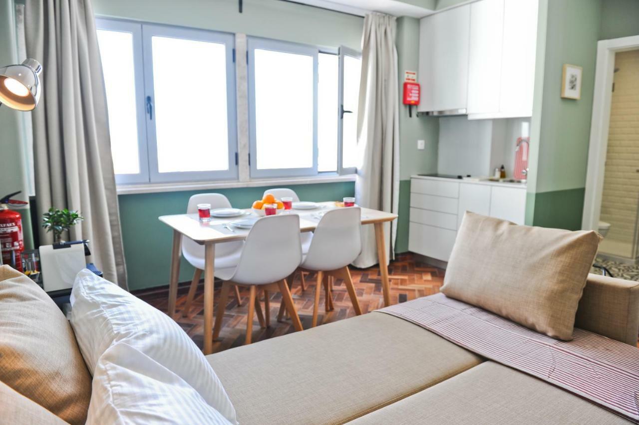 Pop The Cork In Lisbon By Misha'S Place 5B Exteriör bild
